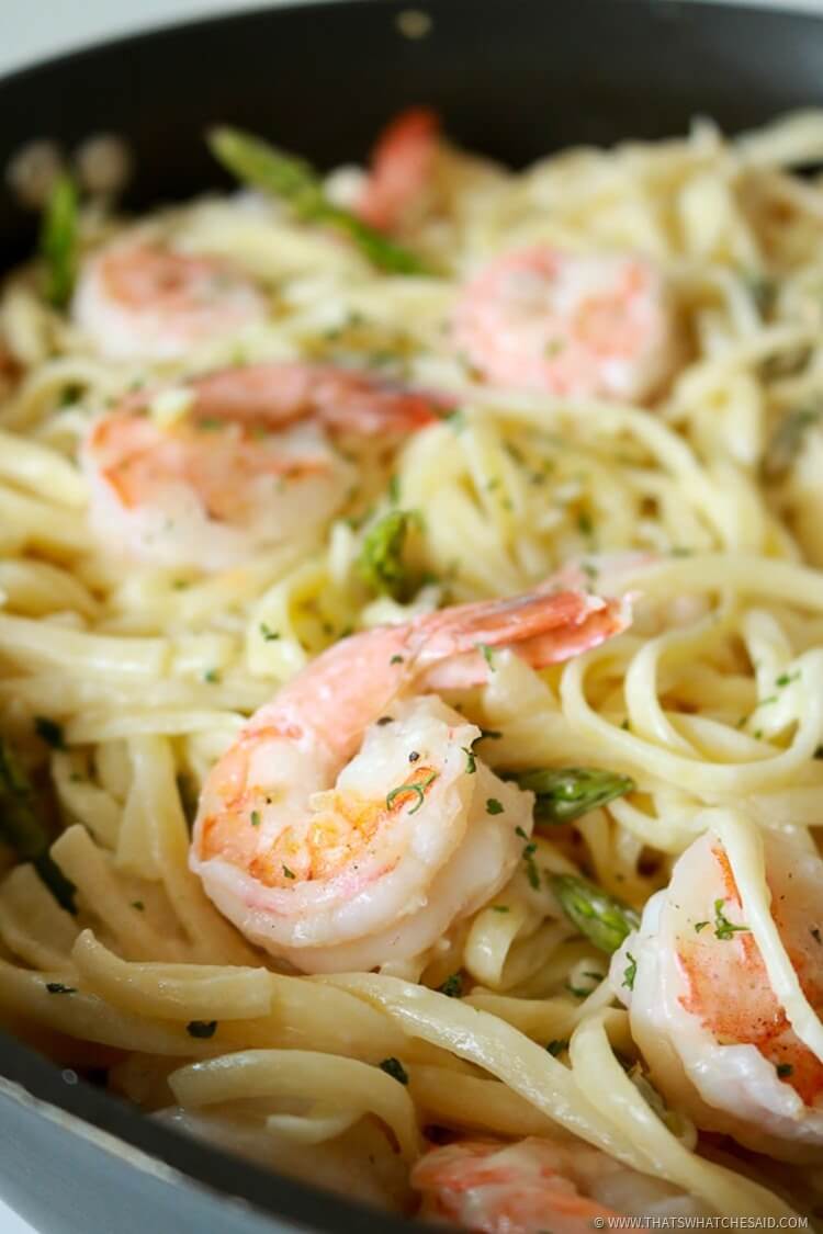 Garlic Butter Shrimp Pasta in White Wine Sauce – That's What {Che} Said...