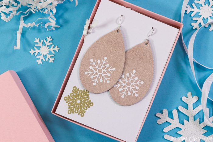 Leather Earrings with a Cricut Explore Air 2 – That's What {Che